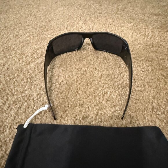 ( OO9014 ) Oakley Gascan Black Matte Frame Black Lens - Picture 8 of 8